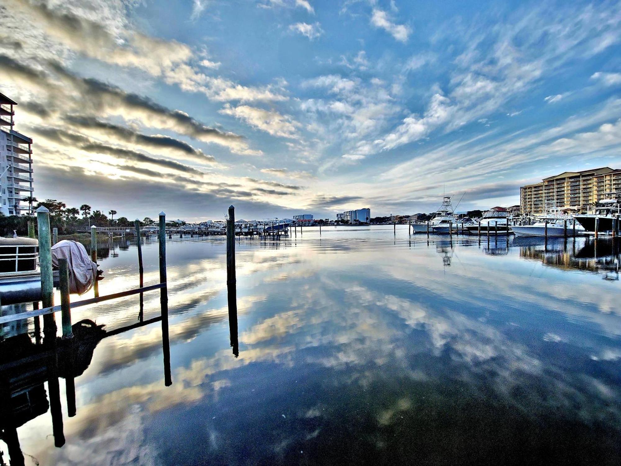 Boathouse Condo, Downtown Destin Harbor, Private Beach Access, Waterfront, On Golf Course, Water Taxi Pickup Exterior photo